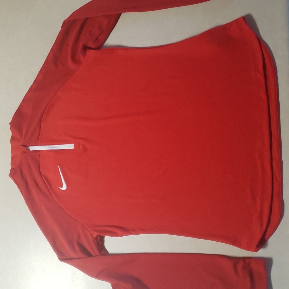 Nike DriFit Women's Red Long Sleeve 1/4 Zip Pullover Medium